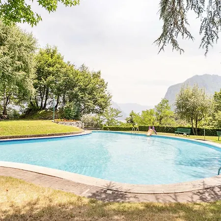 With Private Parking & Shared Pool!