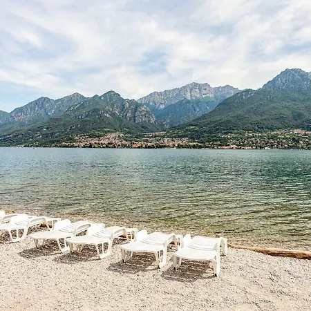 With Private Parking & Shared Pool!