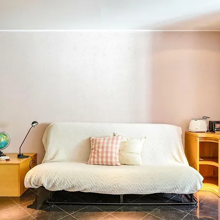 With Private Parking & Shared Pool! Apartment Valbrona